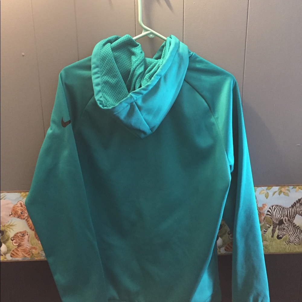 Nike swoosh sweat shirt, dri-fit - Picture 2 of 3